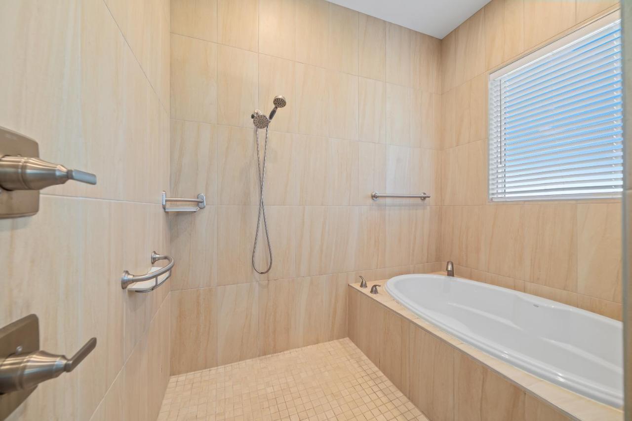 New Gulf Front With Game Room Family Friendly! Gulf Breeze Exteriér fotografie